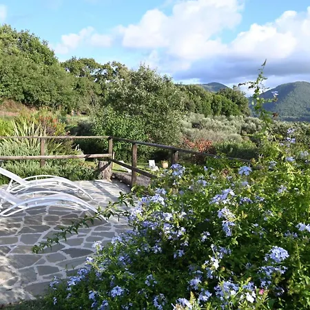 La Casa Gialla Nyaraló