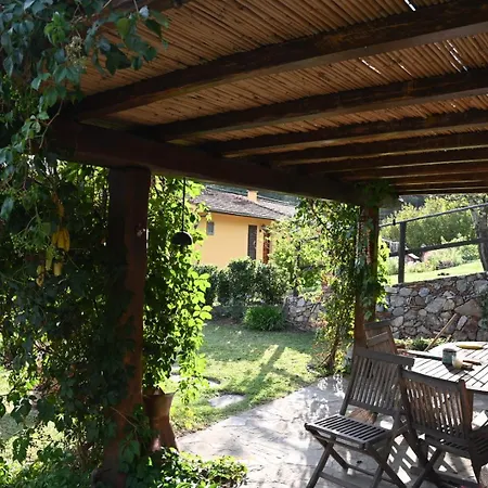 La Casa Gialla * Lucca