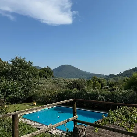 La Casa Gialla Nyaraló