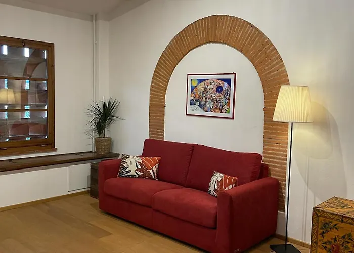 La Casa Gialla * Lucca