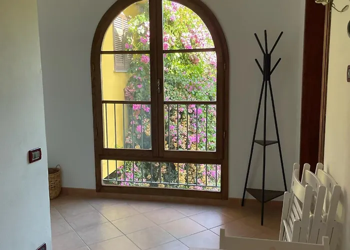 La Casa Gialla Semesterbostad *