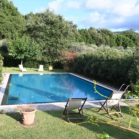 La Casa Gialla ルッカ